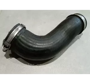Патрубок интеркулера интеркуллера VW Volkswagen Фольксваген Т5 2.5 BNZ 2003-2010 года Патрубок интеркулера интеркуллера VW Volkswagen Фольксваген Т5 2.5 BNZ 2003-2010 года
