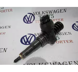 Форсунка впорскування палива VW Volkswagen Фольксваген Т5 1.9 TDI AXB/AXC 2003- 038130073AG