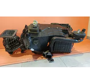 Корпус пічки VW Volkswagen Transporter T5 GP Фольксваген Т5 2010-2015 Корпус пічки VW Volkswagen Transporter T5 GP Фольксваген Т5 2010-2015